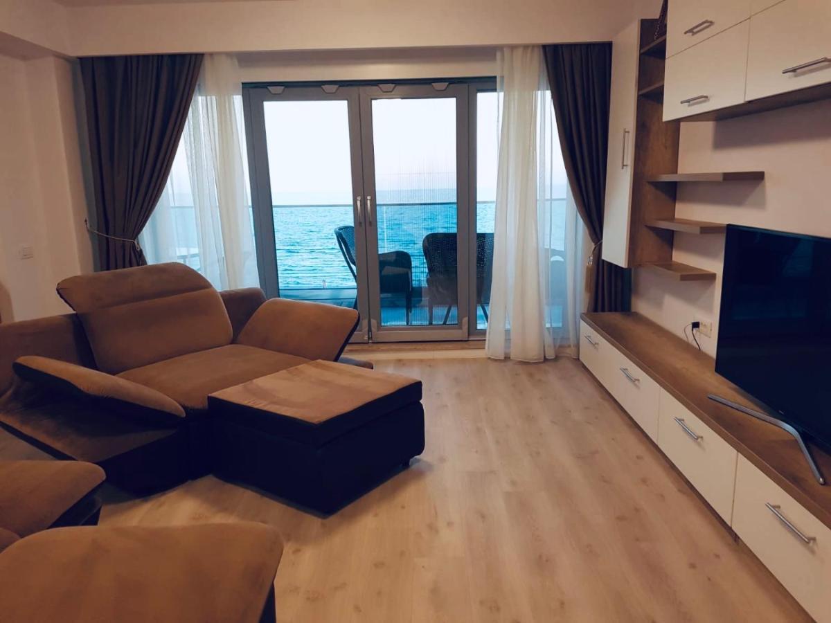 Wave 2 Mamaia Prima Linie Vedere La Mare 120Mp Navodari Dış mekan fotoğraf