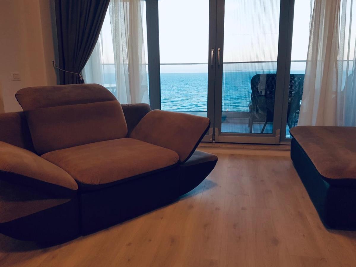 Wave 2 Mamaia Prima Linie Vedere La Mare 120Mp Navodari Dış mekan fotoğraf