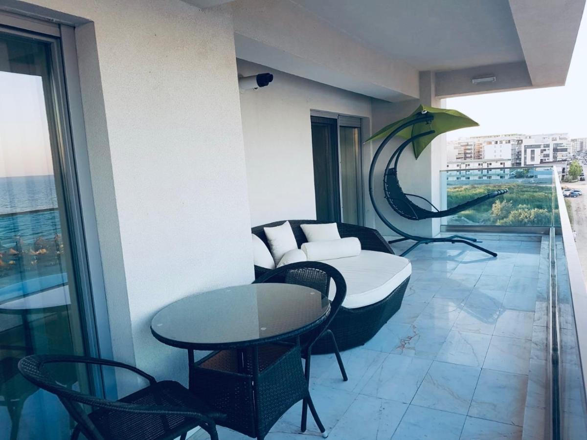Wave 2 Mamaia Prima Linie Vedere La Mare 120Mp Navodari Dış mekan fotoğraf